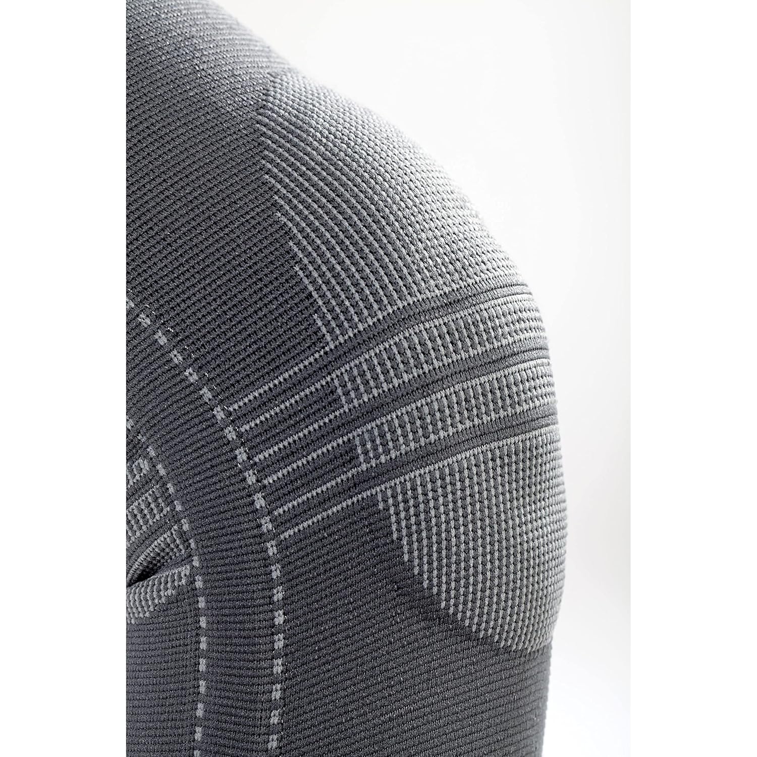 Buy now FUTURO Ultra Performance Knee Stabilizer, Ideal for Sprains, Strains, and General Support, Medium at indiglob india