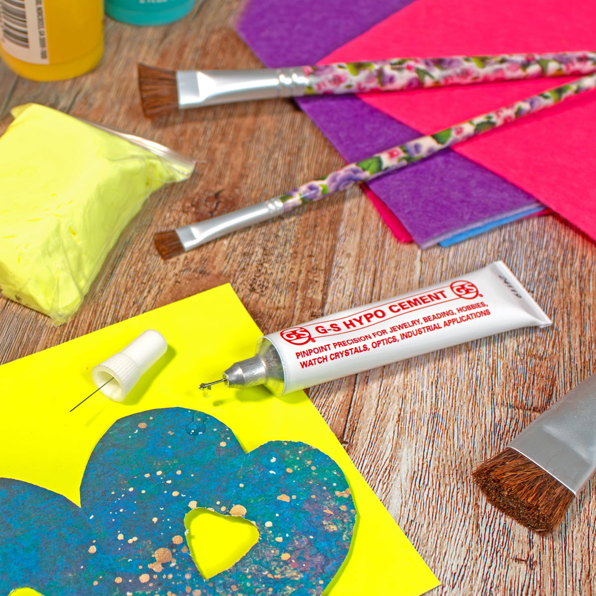 The Beadsmith Clear Precision Cement, Adhesive Glue