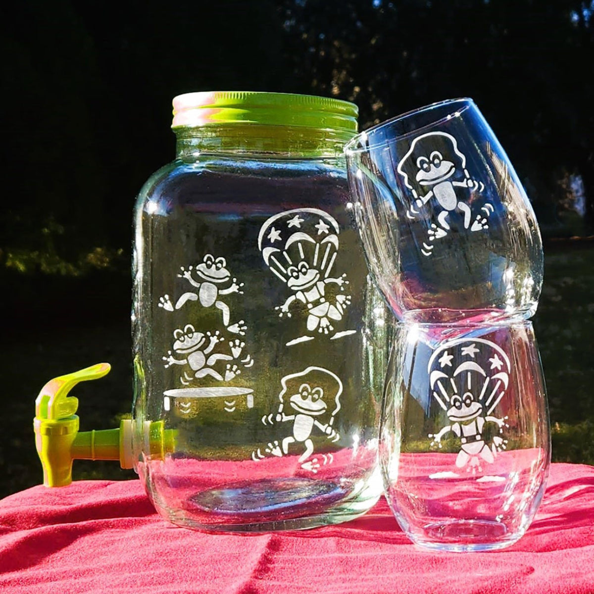 Transform your drinkware with Armour Etch Glass Etching Cream, perfect for creating unique designs. Available at Curat Cart.