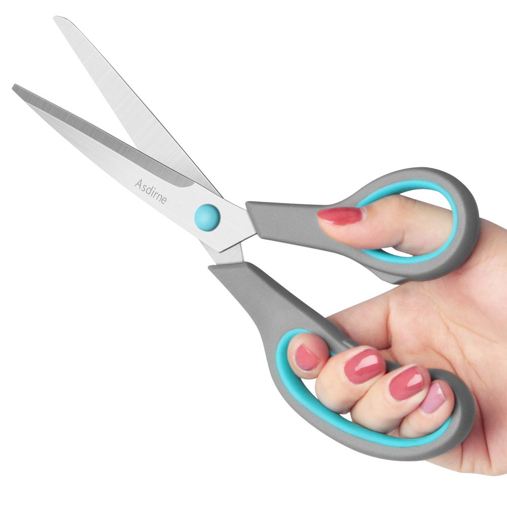 Discover the Asdirne Scissors Set, exclusively curated by Curat Cart, ideal for precise cutting and everyday use.