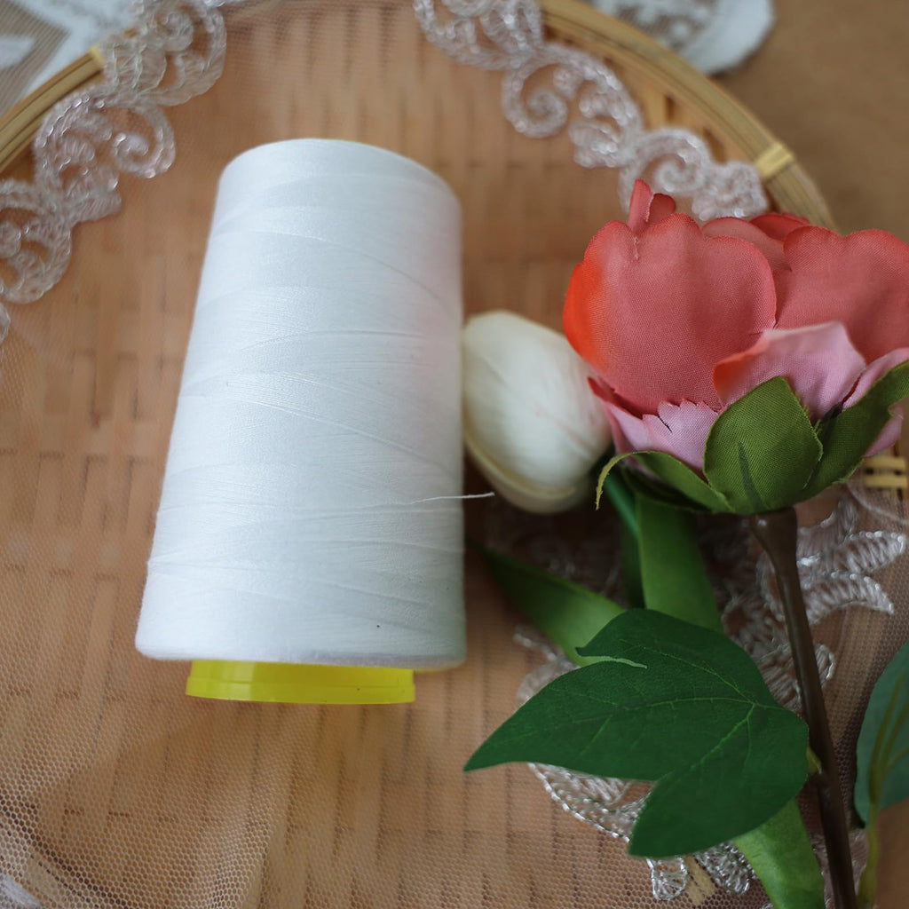 Black & white sewing thread from Curat Cart, perfect for daily use in crafting and tailoring projects. Enhance your sewing experience.