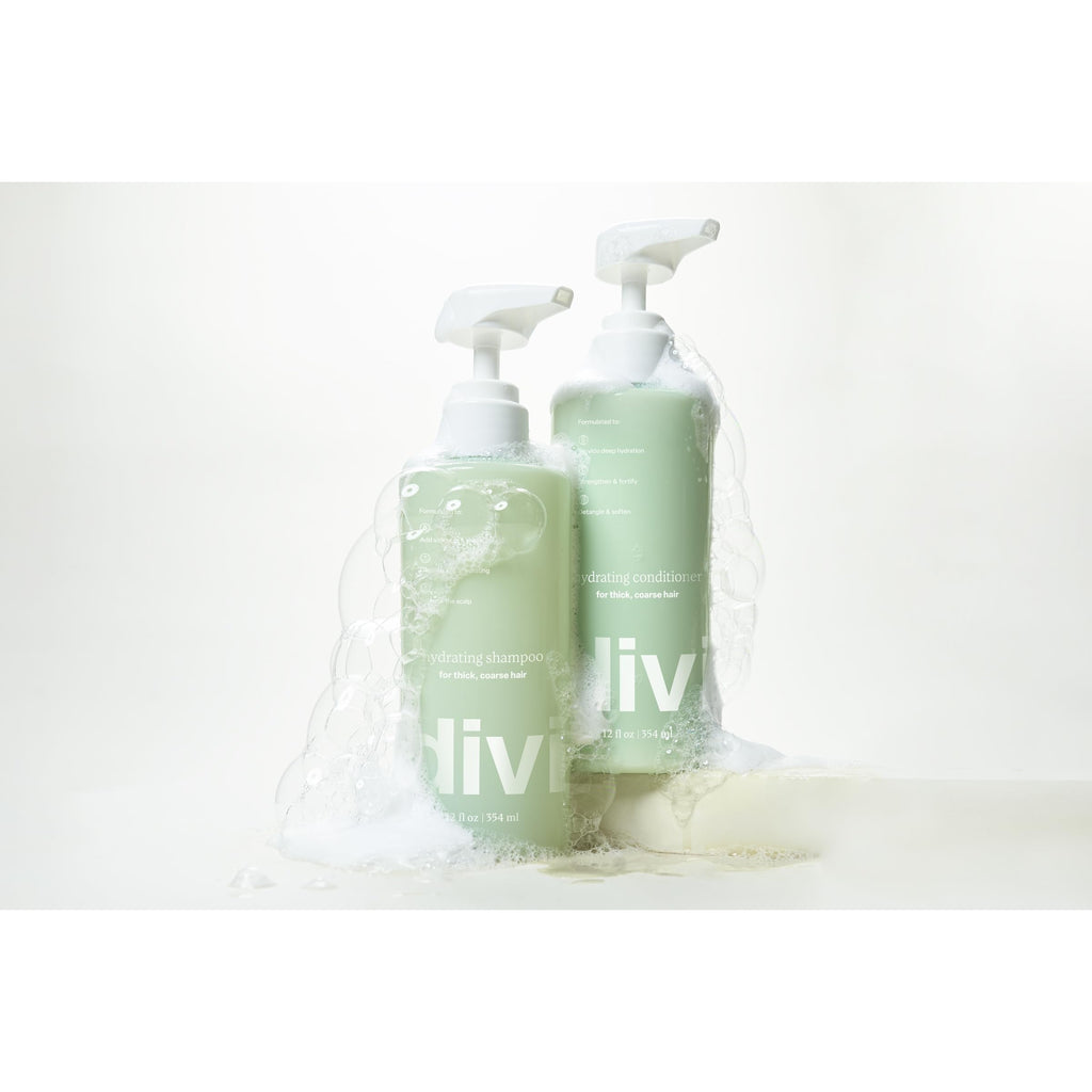 Original Divi Volumizing Shampoo and Conditioner Set, featuring elegant packaging with bubbles for hydration.