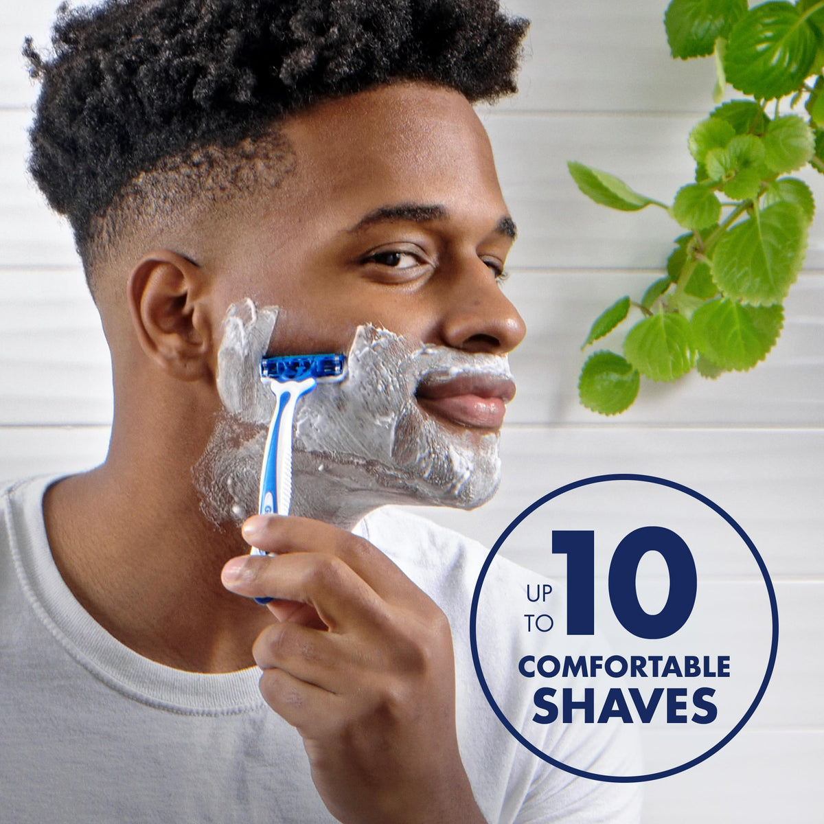 Gillette SkinGuard Razors offer up to 10 comfortable shaves. Available in India, order online for smooth skin today.