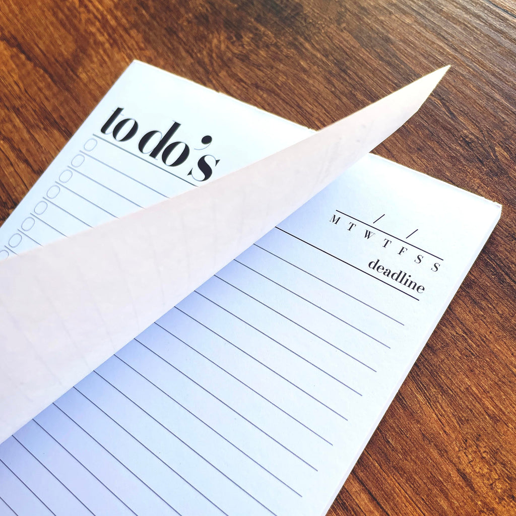HADIGU To Do List Notepad, specially curated by Curat Cart, featuring organized sections for tasks and deadlines. Perfect for productivity.