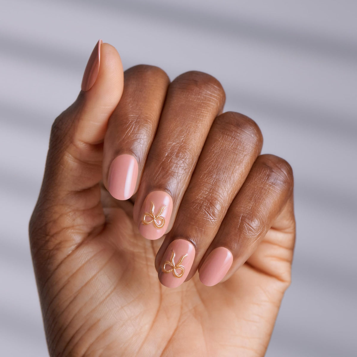Kiss Impress Press On Nails offer a chic look with elegant designs. 100% Authentic and available at Curat Cart in India.