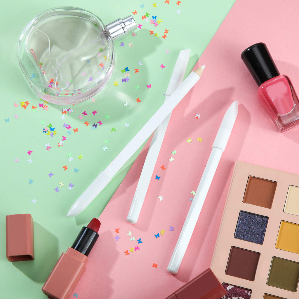 Discover the Maitys Nail Whitening Pencil, specially curated by Curat Cart, for flawless, bright nails. Shop now.