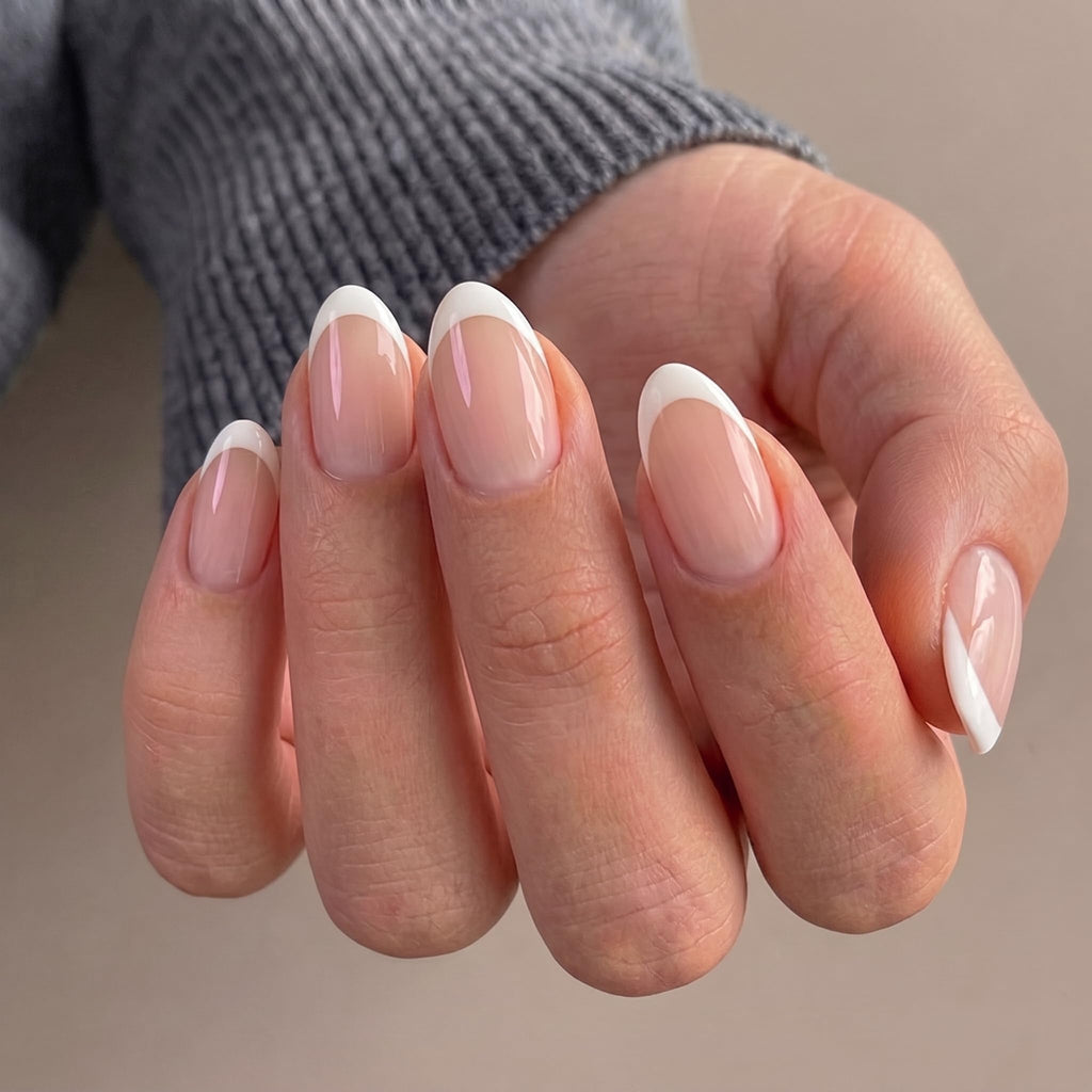 Stylish short French tip press-on nails by Misssix, offering a chic manicure. Verified by CuratCart for quality and trust.