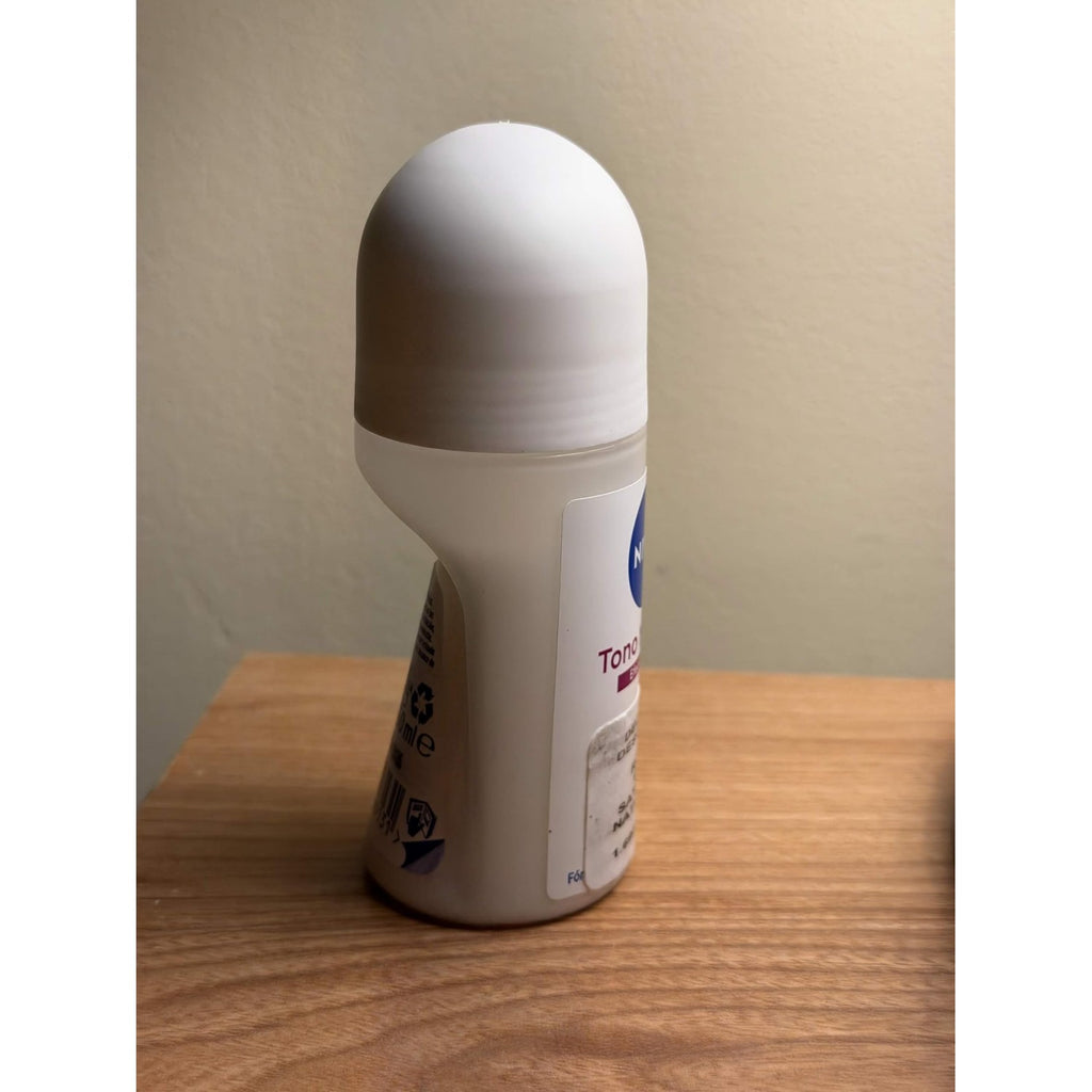NIVEA Aclarado Tono Natural Deodorant offers effective odor protection. Perfect for daily use, available at Curat Cart.