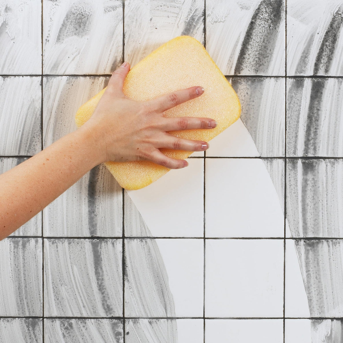 QEP Scrubbing Sponge effortlessly cleans tiles, ensuring 100% authenticity and available at Curat Cart in India.