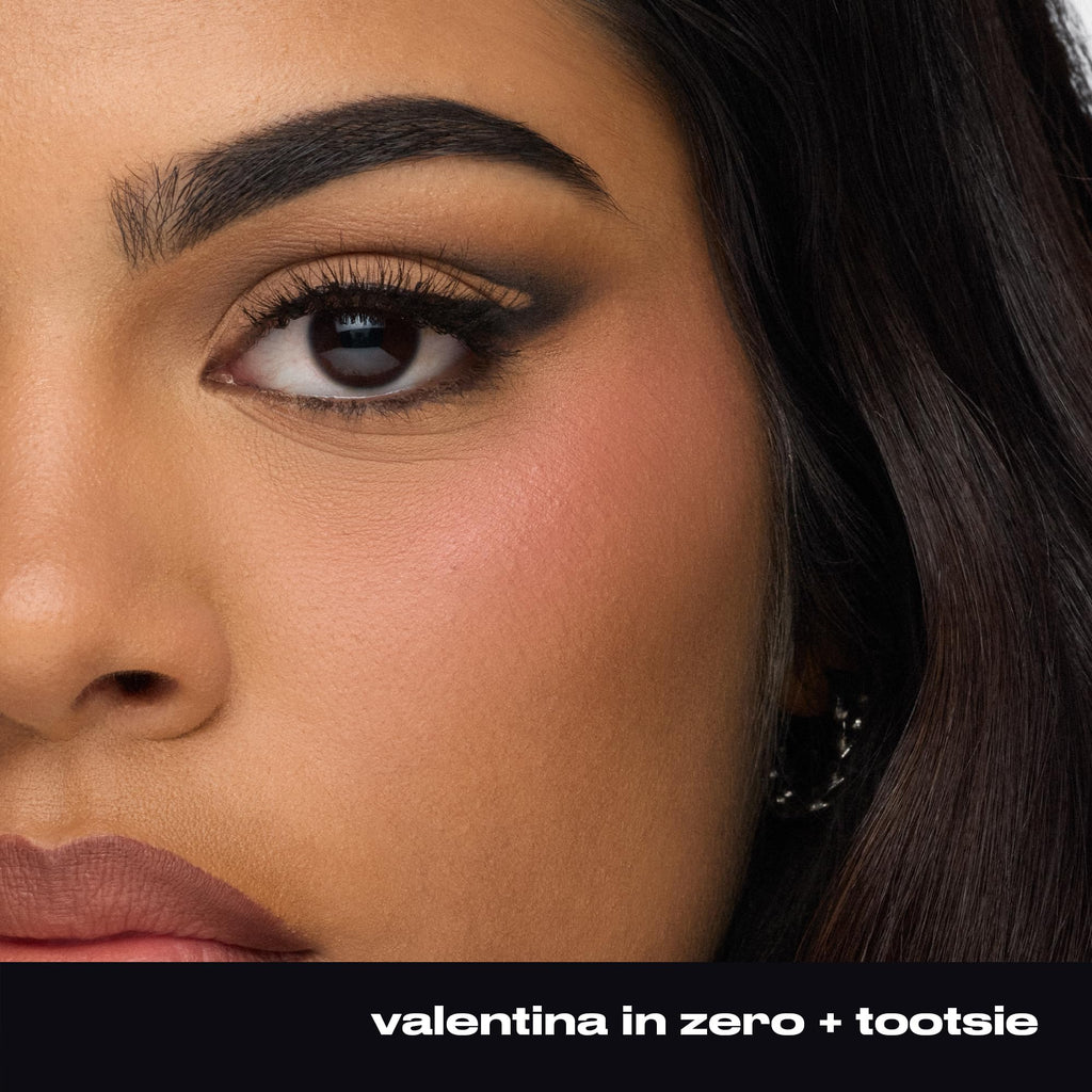 Authentic Urban Decay 24/7 Waterproof Waterline Eyeliner showcased in a beauty look featuring dramatic eyeliner effect.
