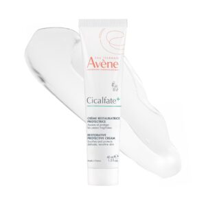 Discover Avène Cicalfate Restorative Cream, an authentic protective formula for soothing and restoring skin. 100% genuine product.