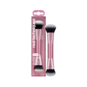 Discover the Real Techniques Multi Tasker Brush, a premium import from Curat Cart, perfect for flawless makeup application.