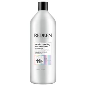 Discover the authentic Redken Acidic Bonding Conditioner, 1000ml, formulated with citric acid for strengthened hair.